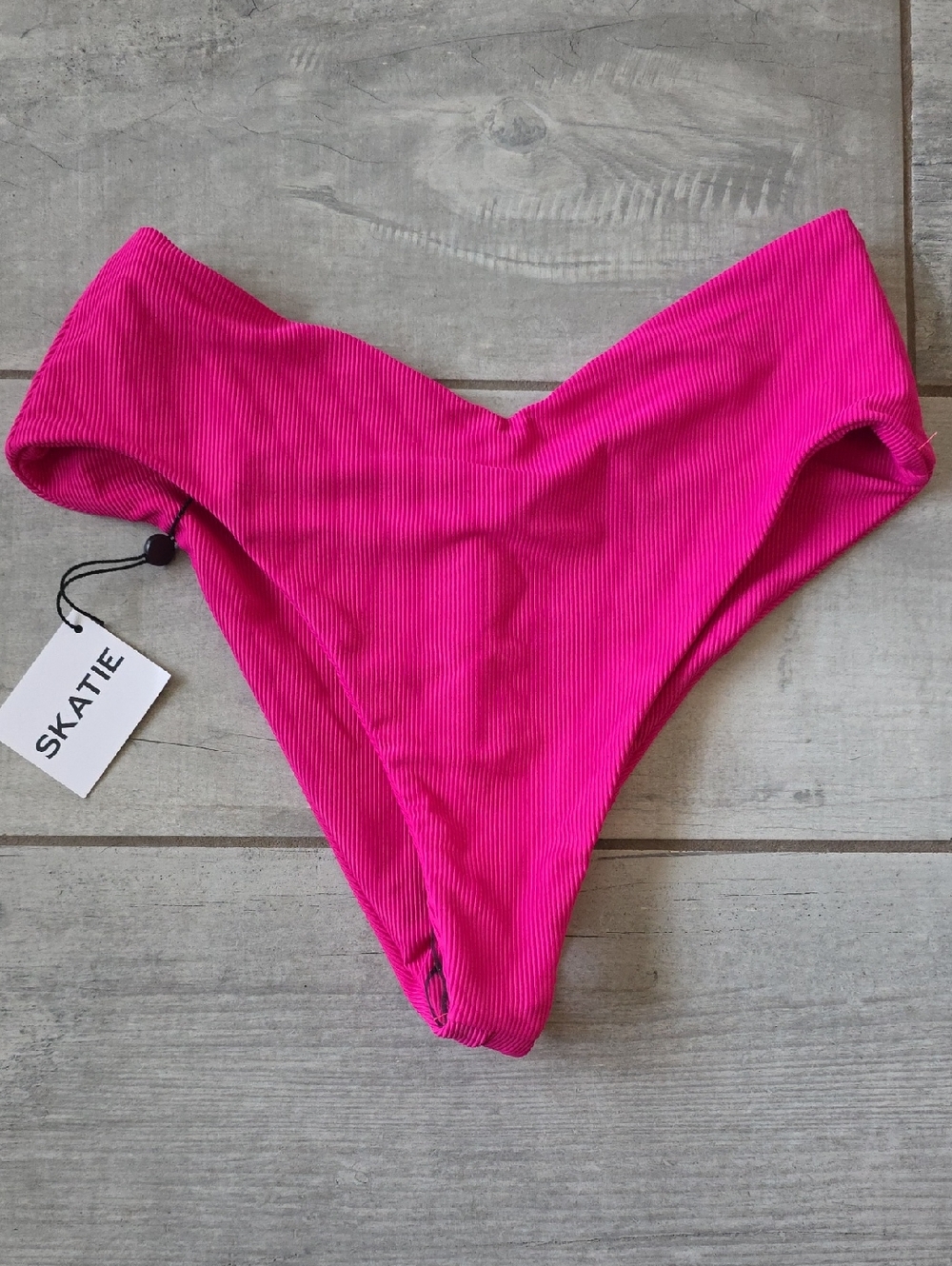 Skatie "Melly" V-Waist Ribbed Bikini Bottom - Fuchsia